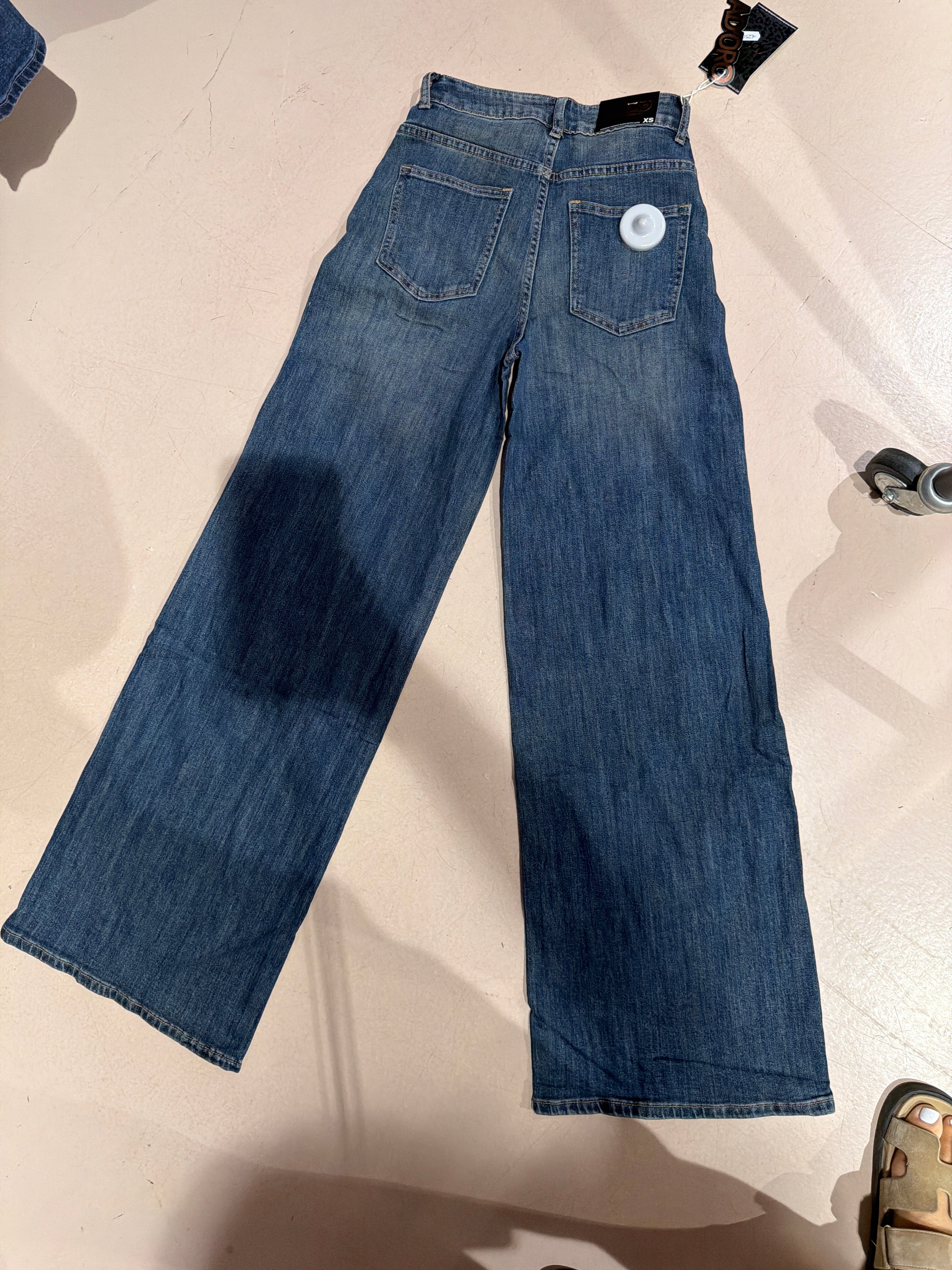 Jeans palazzo blu e nero