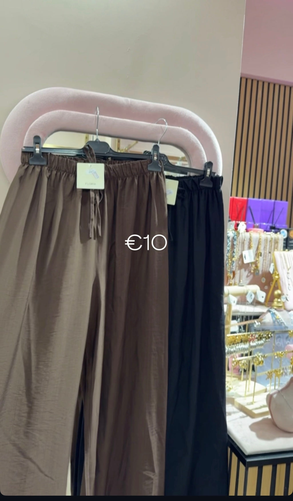 Pantalone Office