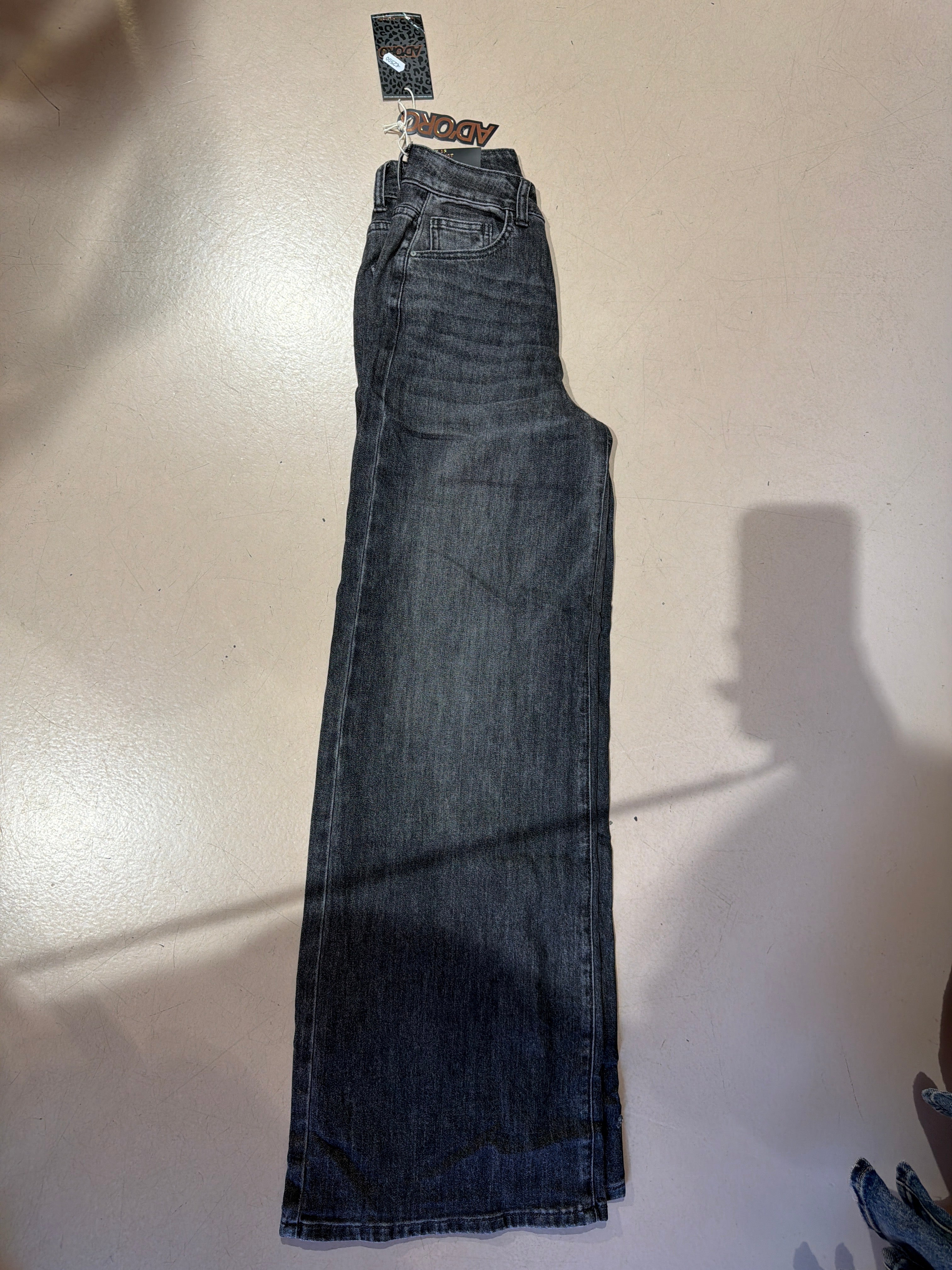 Jeans palazzo blu e nero