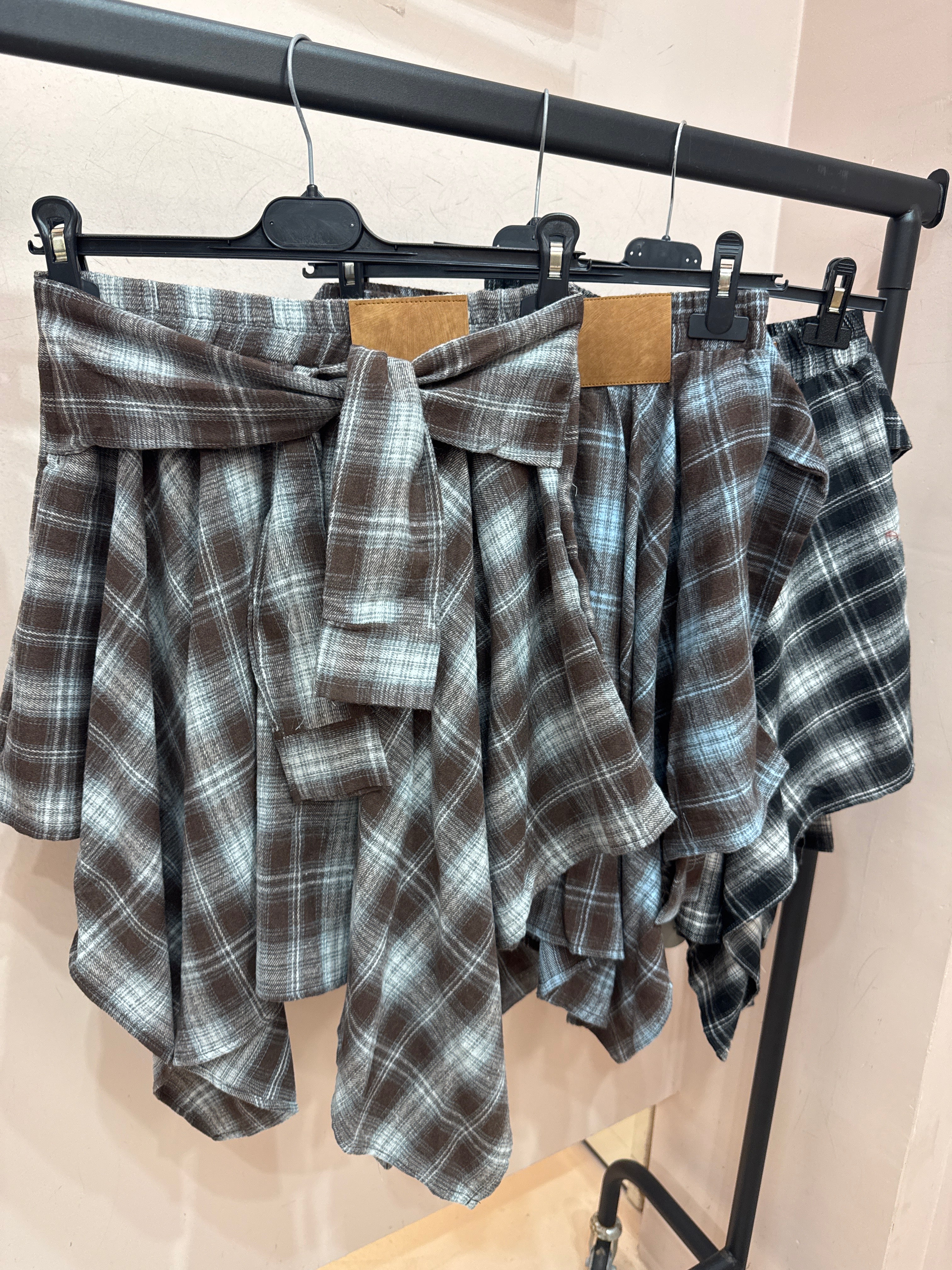Gonna effetto camicia