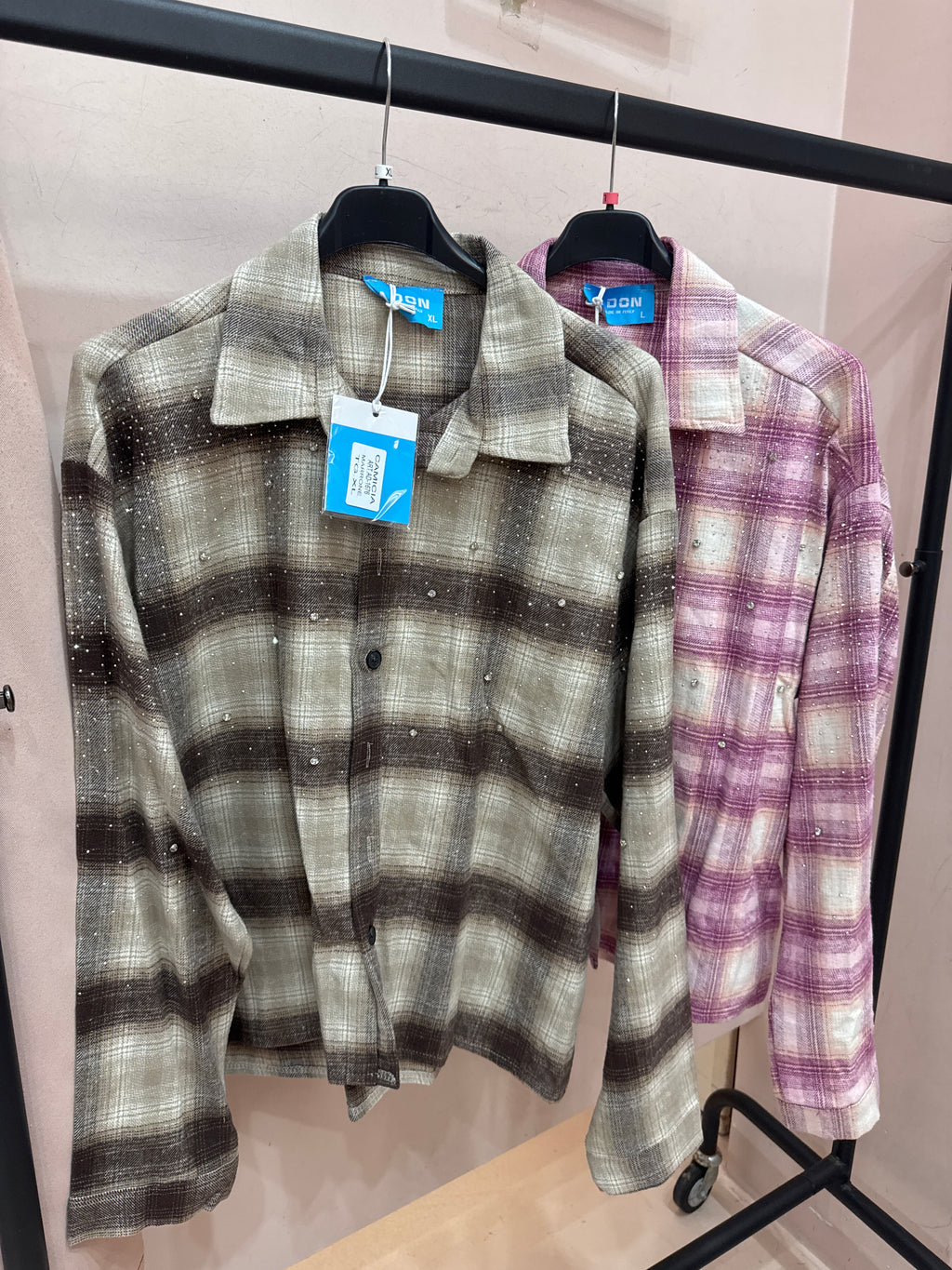Camicia scozzese con brillantini grandi