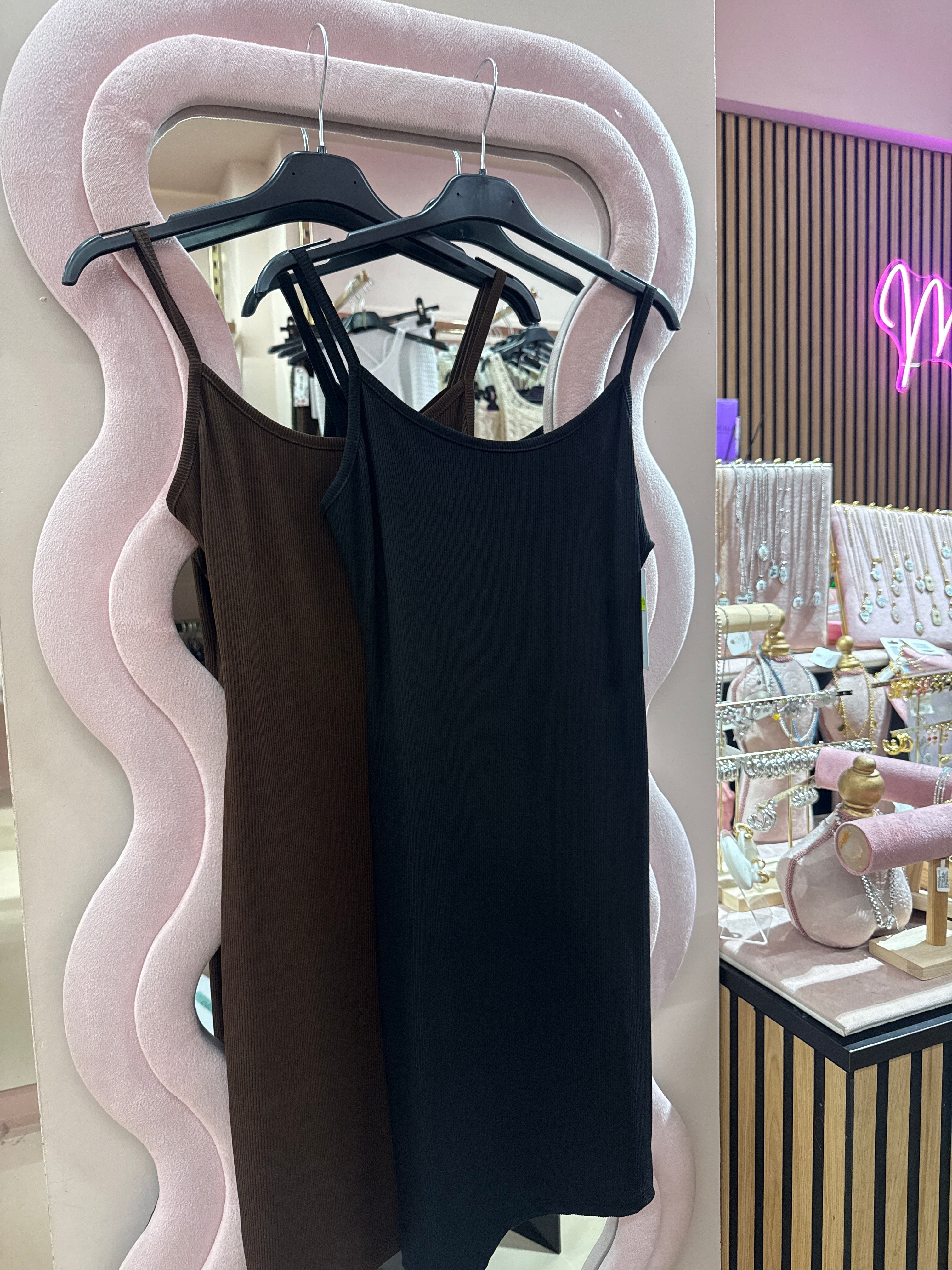 Dress costine