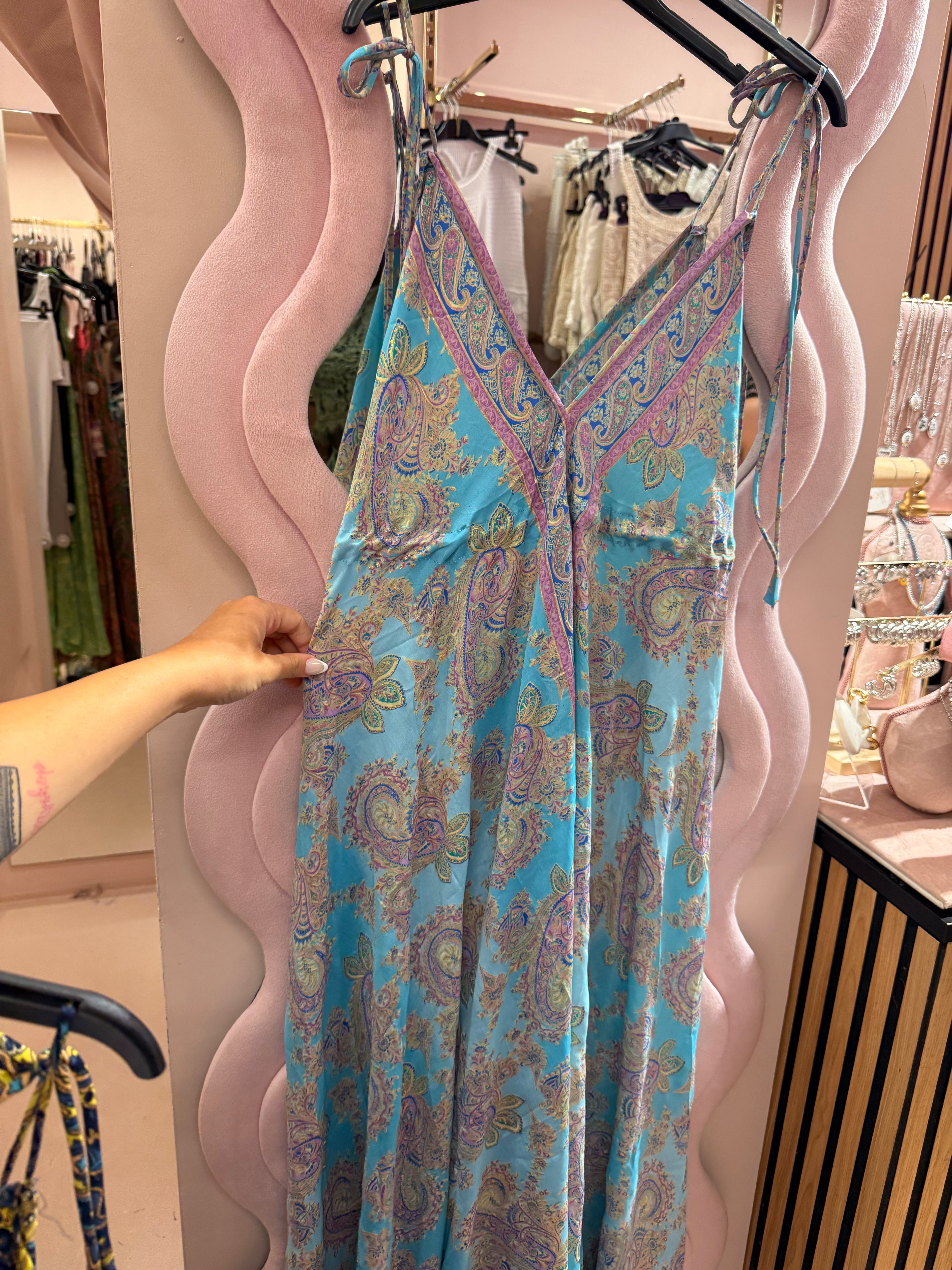 Dress indie