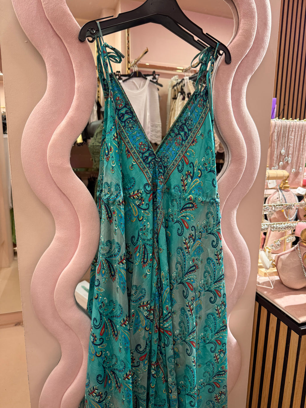 Dress indie