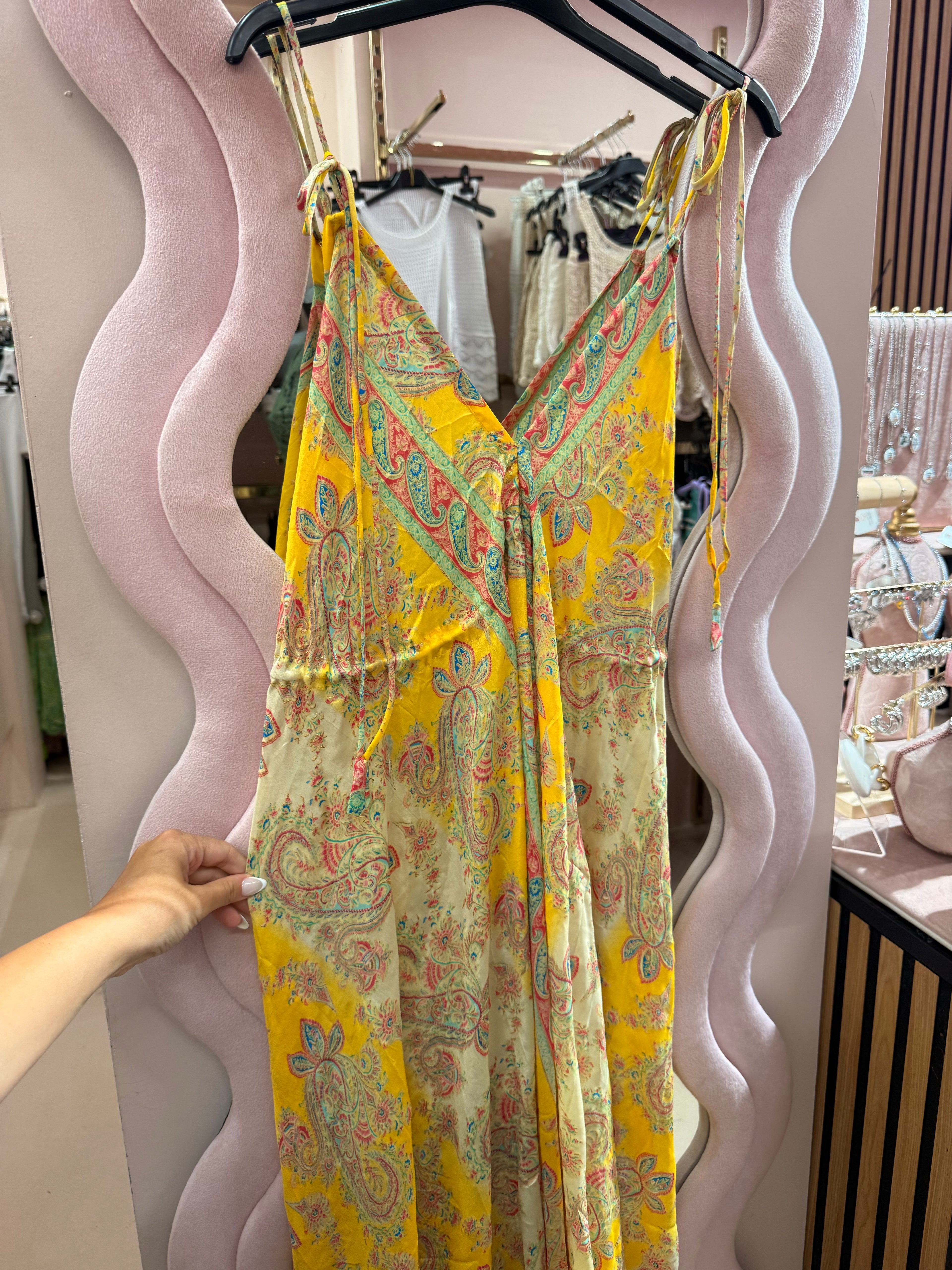 Dress indie